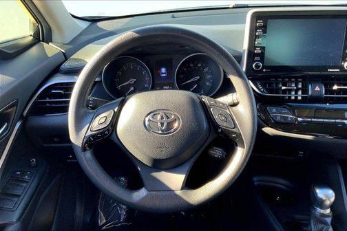 2021 Toyota C-HR LE