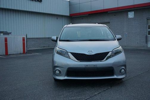 2017 Toyota Sienna SE