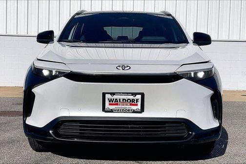 2024 Toyota bZ4X XLE