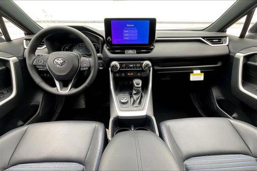 2025 Toyota RAV4 Hybrid SE