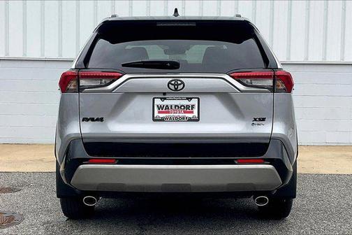 2025 Toyota RAV4 Hybrid SE
