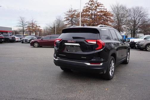 2022 GMC Terrain SLT