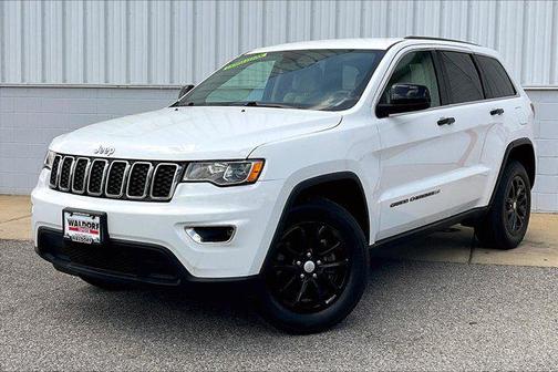 2022 Jeep Grand Cherokee Laredo
