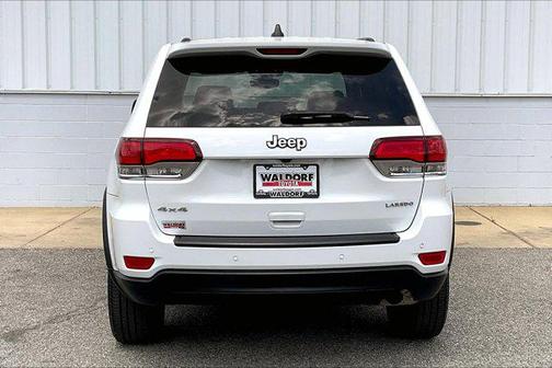 2022 Jeep Grand Cherokee Laredo