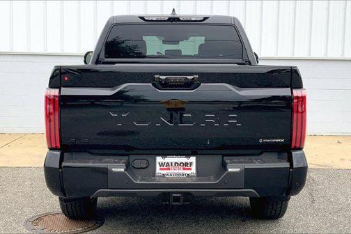 2026 Toyota Tundra Hybrid Platinum