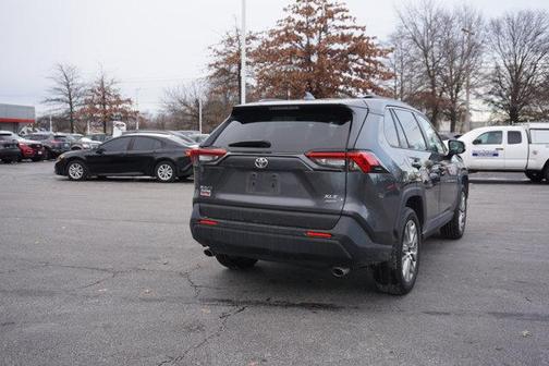 2022 Toyota RAV4 XLE Premium