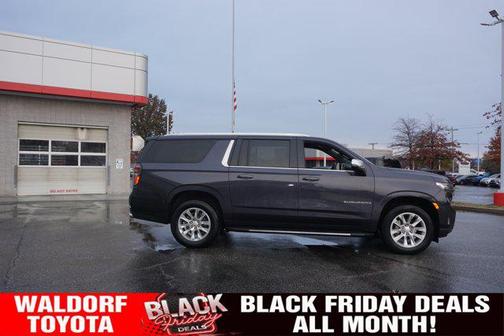 2023 Chevrolet Suburban Premier