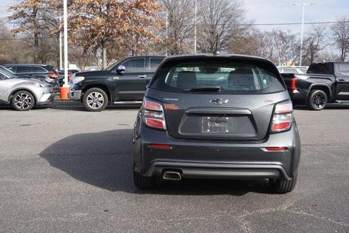 2020 Chevrolet Sonic FWD Hatchback LT 5-Door