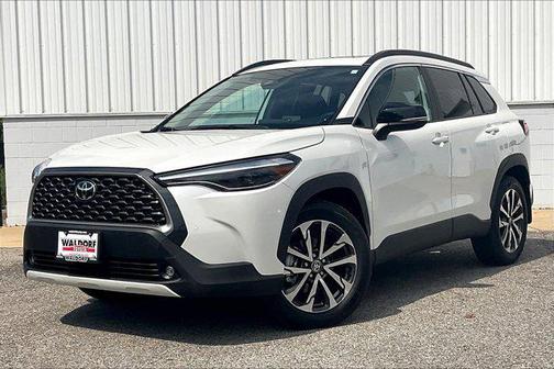 2025 Toyota Corolla Cross XLE