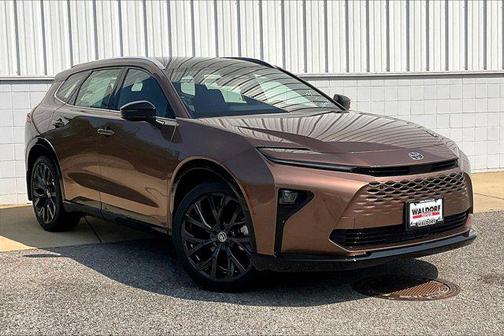 2025 Toyota Crown Signia Limited