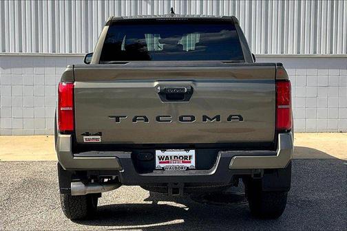 2025 Toyota Tacoma TRD Off Road