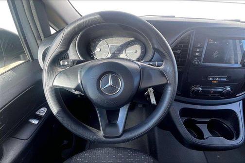 2022 Mercedes-Benz Metris Base