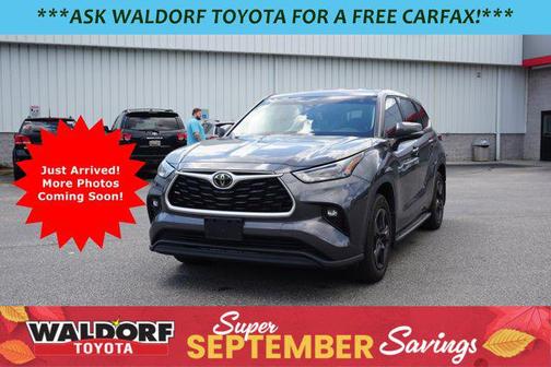 2022 Toyota Highlander LE