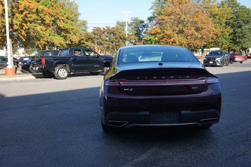 2017 Lincoln MKZ Base
