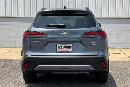 2025 Toyota Corolla Cross XLE