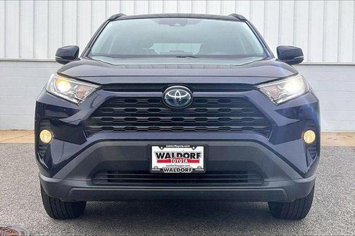 2020 Toyota RAV4 Hybrid XLE