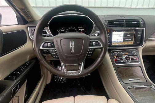 2018 Lincoln Continental Select