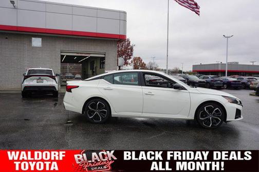 2023 Nissan Altima SR FWD