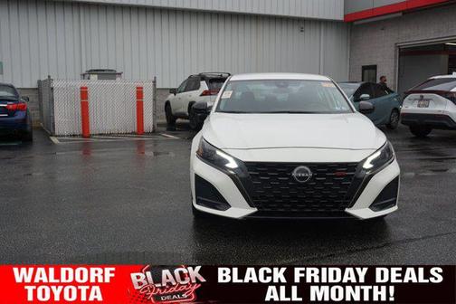 2023 Nissan Altima SR FWD