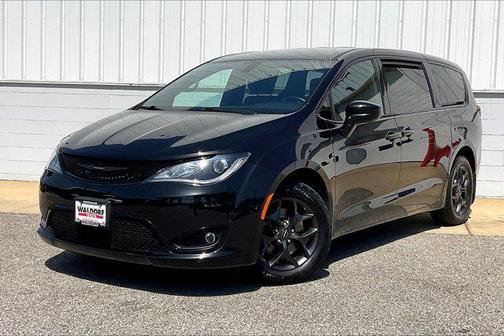 2020 Chrysler Pacifica Touring