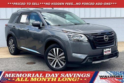 2022 Nissan Pathfinder Platinum 4WD
