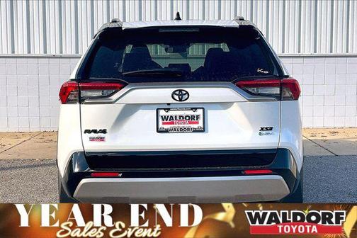 2025 Toyota RAV4 Hybrid SE