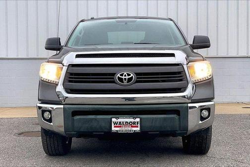 2015 Toyota Tundra SR5