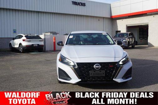 2023 Nissan Altima SR FWD