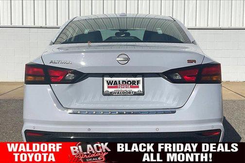 2023 Nissan Altima SR FWD
