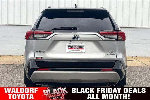 2022 Toyota RAV4 Hybrid SE