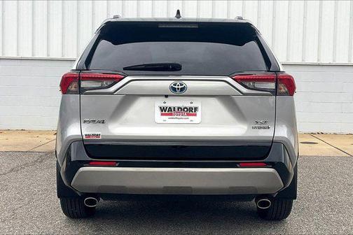 2022 Toyota RAV4 Hybrid SE