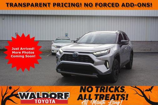 2022 Toyota RAV4 Hybrid SE