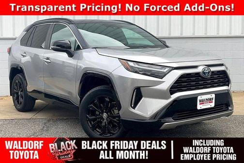 2022 Toyota RAV4 Hybrid SE