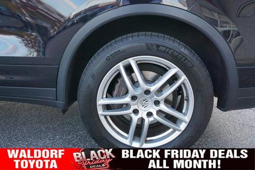 2016 Porsche Cayenne Cayenne