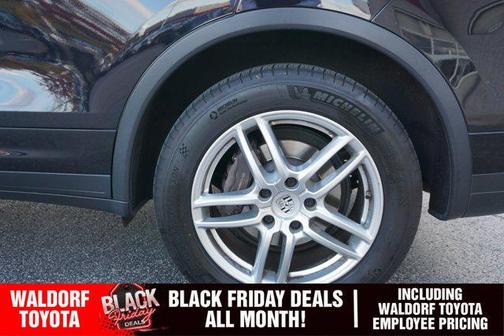 2016 Porsche Cayenne Cayenne