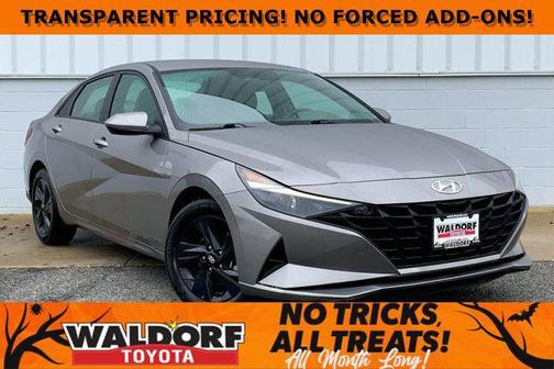 2022 Hyundai ELANTRA SEL