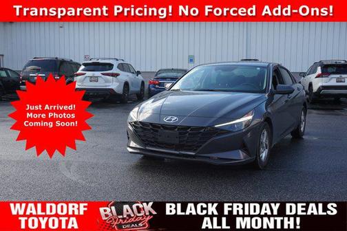 2023 Hyundai ELANTRA SE