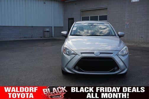 2019 Toyota Yaris Sedan LE