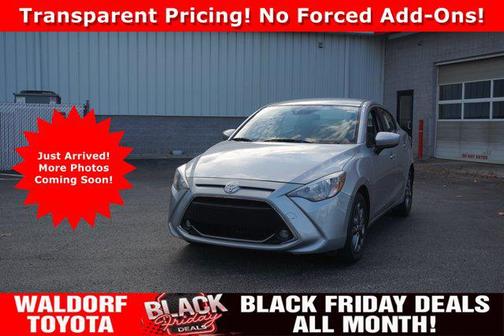 2019 Toyota Yaris Sedan LE