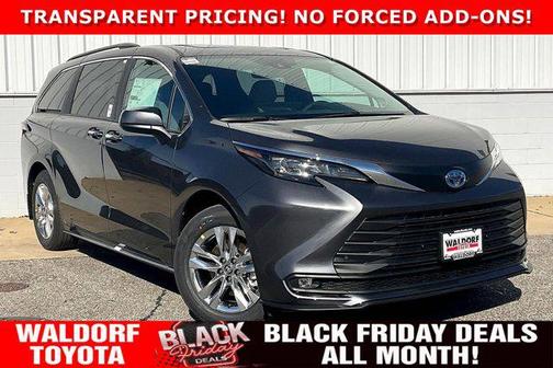 2025 Toyota Sienna XLE