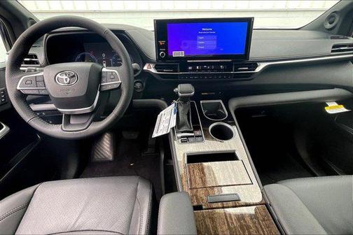 2025 Toyota Sienna Limited