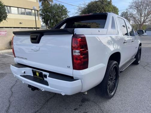 2011 Chevrolet Avalanche 1500 LT