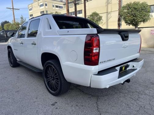 2011 Chevrolet Avalanche 1500 LT