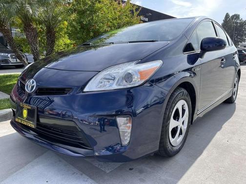 2014 Toyota Prius Two