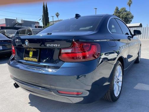 2016 BMW 228 i