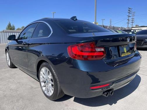 2016 BMW 228 i