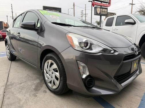 2015 Toyota Prius c One