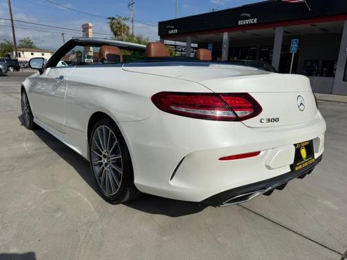 Off White 2019 Mercedes-Benz C-Class C 300