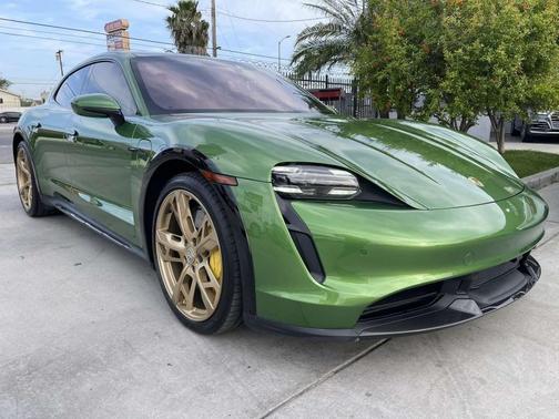 2021 Porsche Taycan Cross Turismo Turbo S