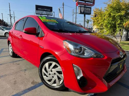 2015 Toyota Prius c Three